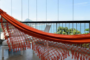 Ocean Blue Moderno Av Niemayer Vista Espetacular colado no Leblon em frente a Escola Stella Maris Garagem Internet Super Veloz 2 Smart TVs Piscina Sauna